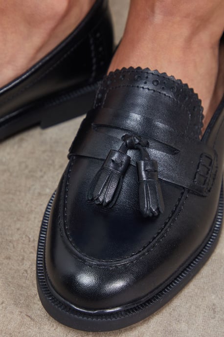 Bunny Leather Brogue Detail Tassel Loafers - Image 4
