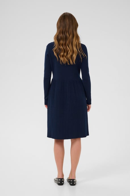 CUjaniz Luci VN Dress Feminine Silhouette - Image 2