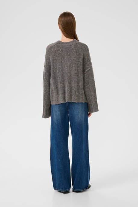 KBBlake Lara Oneck Boxy fit - Image 2