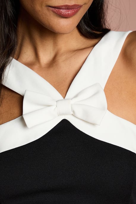 Cross Neck Bow Detail Pencil Dress - Image 5
