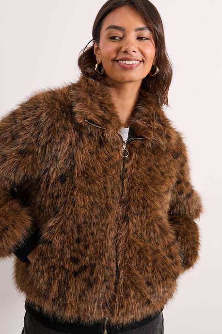 Tiger Faux Fur Bomber Jacket - Image 5