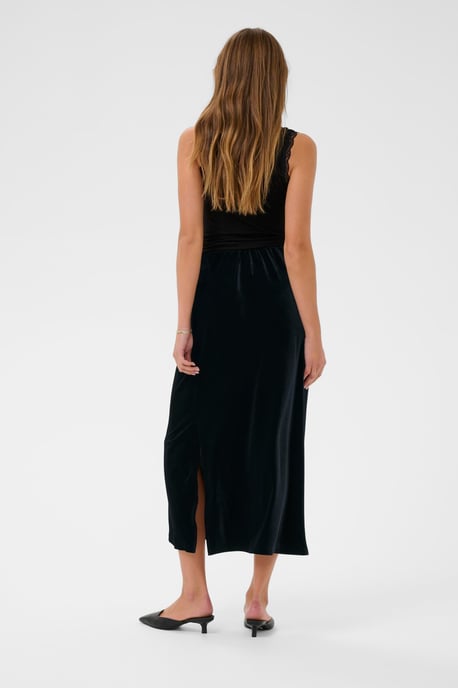 Rok KAkelly Rok Tight fit black - Image 2