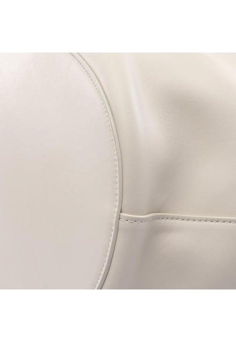 Pre-owned Leather Tote Bag with Removable Pouch Versatile Everyday Essential - Image 4