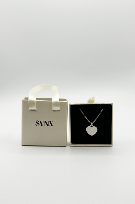 Heart Shape Pendant Necklace in Silver - Gift boxed - Image 2