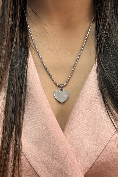 Heart Shape Pendant Necklace in Silver - Gift boxed - Image 3