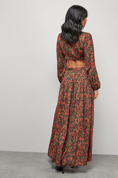 Premium Satin Open Back Maxi Dress - Image 3