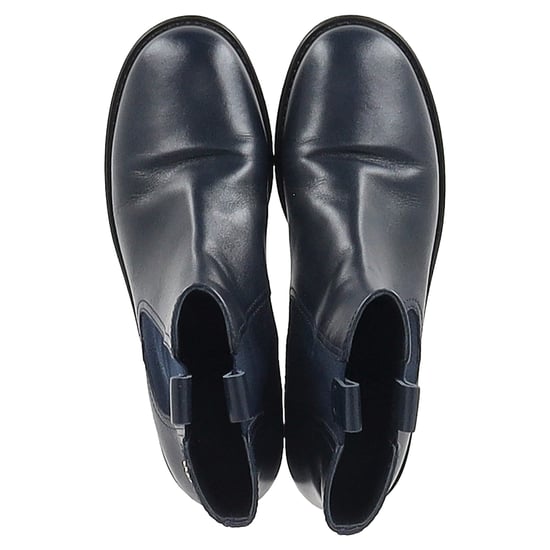 Chanel Chelsea Boots in Navy Blue Leather - Image 3