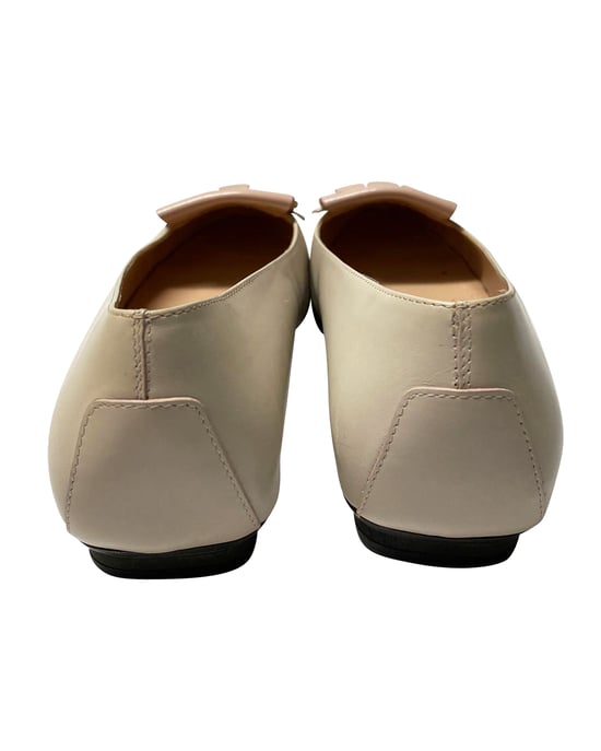 Tod's Moccasin Flats in Cream Leather - Image 4
