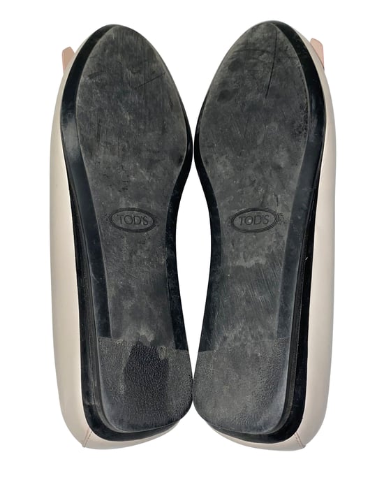 Tod's Moccasin Flats in Cream Leather - Image 5