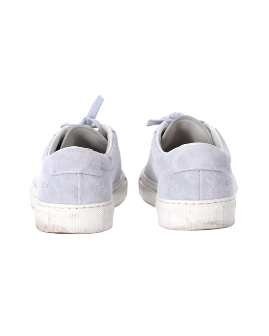 Common Projects Zomereditie Sneakers in Babyblauw Suède - Image 3