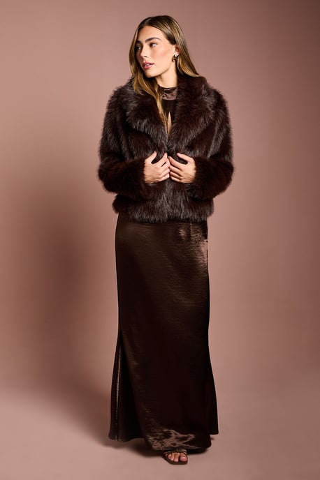 Occasion Short Faux Fur Coat - Image 2