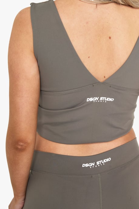 Maternity Supersoft Sculpt V Neck Longline Top - Image 4