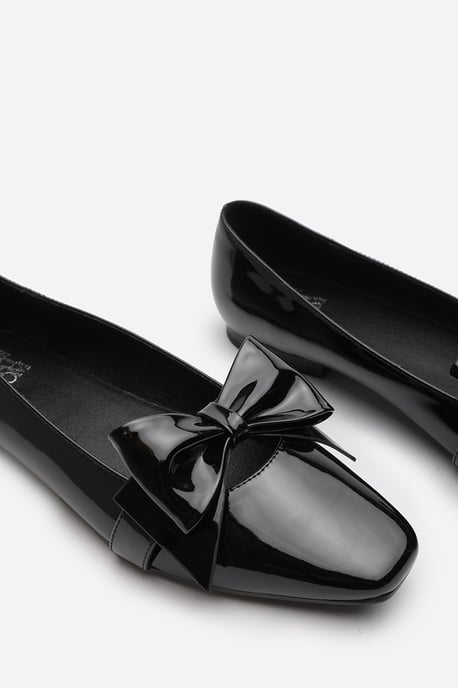 Wheres That From Womens 'Keely' Girl's School Classic Bow Ballerina Shoes - Image 4