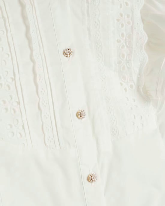 Ruffle Broderie Puff Sleeve Blouse - Image 4