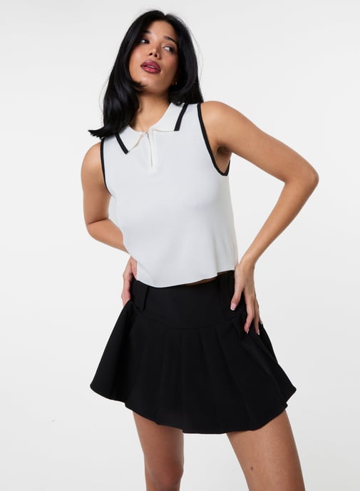 Half Zip Crop Polo Top With Contrast Piping - Image 3