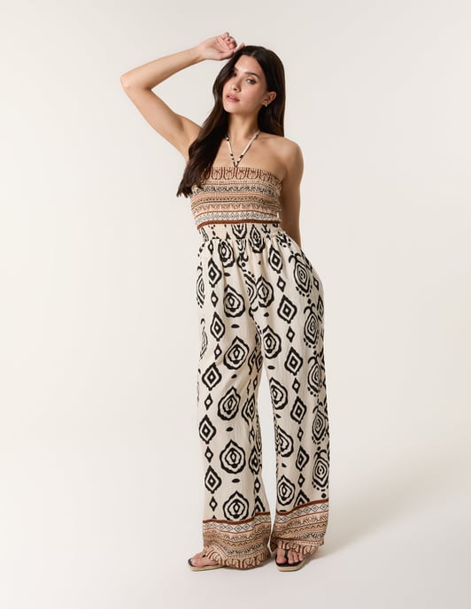 Print Strapless Bandeau Shirred Jumpsuit - Image 4
