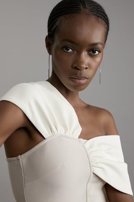 Figure Form Bandage Knit Asymmetric Strap Top - Image 2