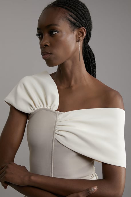 Figure Form Bandage Knit Asymmetric Strap Top - Image 3