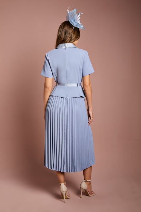 2 in 1 Dress With Pleated Skirt - Image 4
