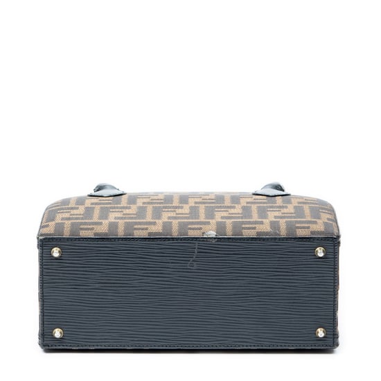 Frame Vanity Top Handle  Handbag - Image 6