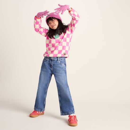 Soay Kids Shaun the Sheep Knit Gloves Piglet Pink - Image 1