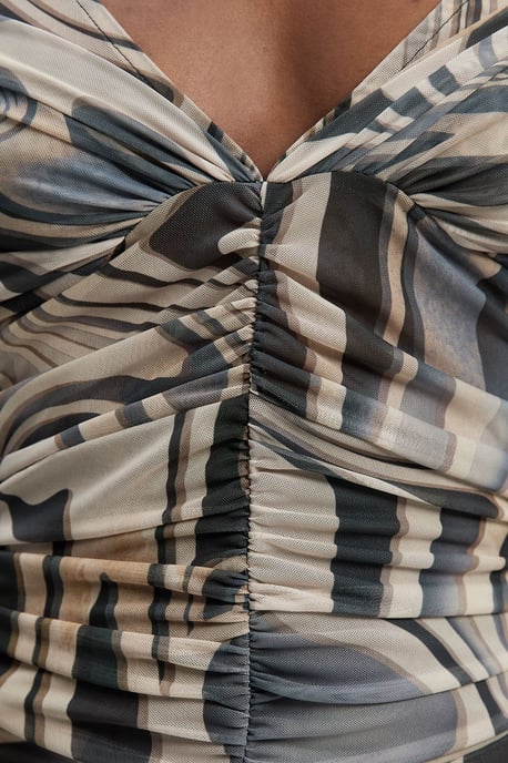 Marble Print Mesh Plunge Strappy Detail Maxi Dress - Image 3
