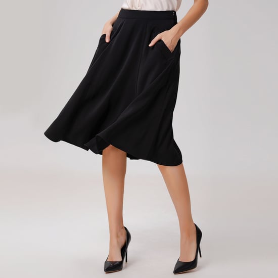 Sleek flared skirt - Image 1