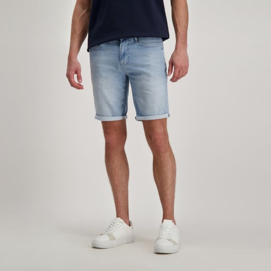 Cars Falcon short bleached uaed blue denim - Image 2