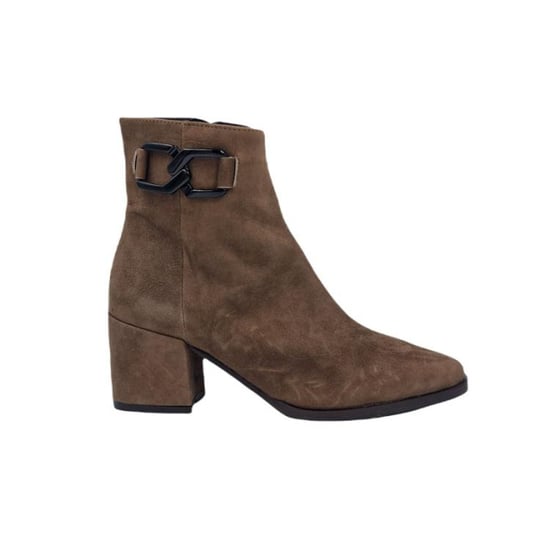 Debutto Donna Rosa 01 - Image 1