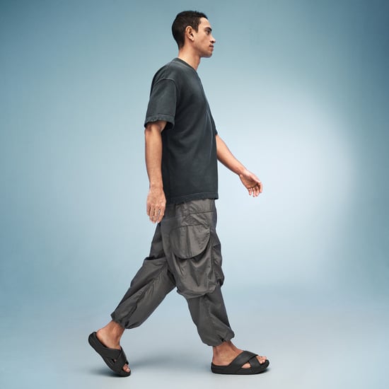 FitFlop Surfer mens tumbled-leather cross slides - Image 4