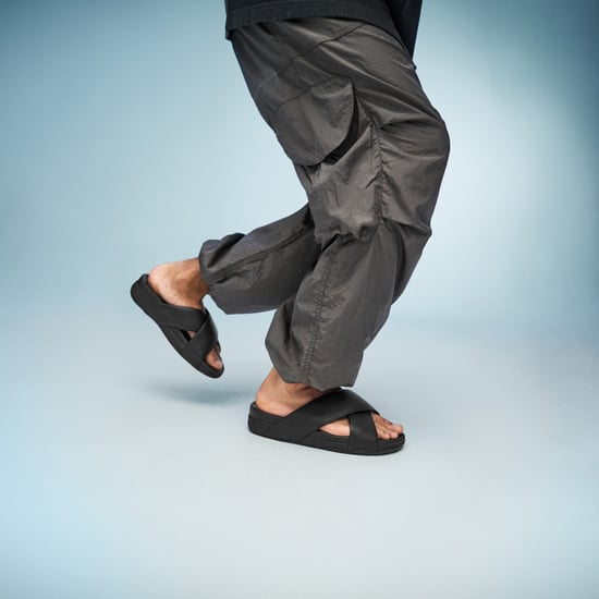 FitFlop Surfer mens tumbled-leather cross slides - Image 5