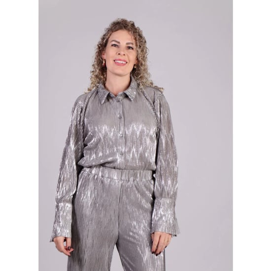 Studio Amaya Plisse blouse phien - Image 4