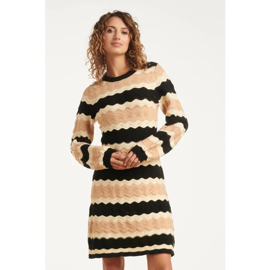 Smashed Lemon Damesgebreide jurk zand met golfpatroon pof... | - Image 5