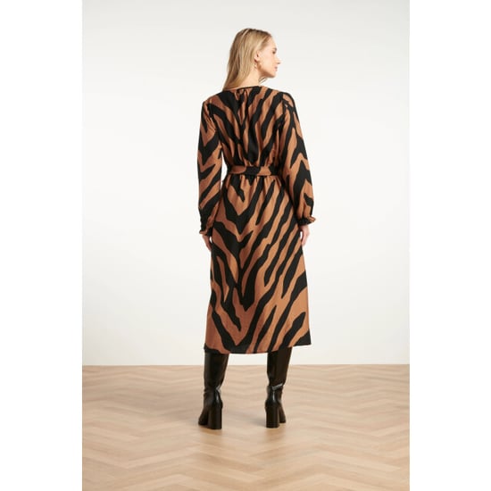 Smashed Lemon Midi dierenprint jurk met ceintuur in bruin en zwart | - Image 4