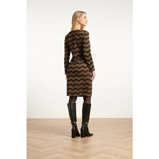 Smashed Lemon Zig-zag jurk met zwart en goud lurex | - Image 6