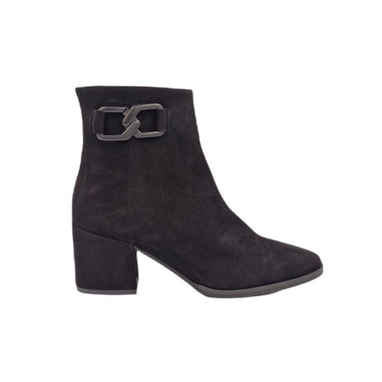 Debutto Donna Rosa 01 - Image 1