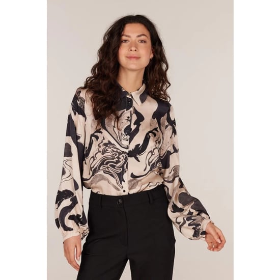 Jansen Amsterdam Carola w24 blouse wgp771 000131 sand/black - Image 2