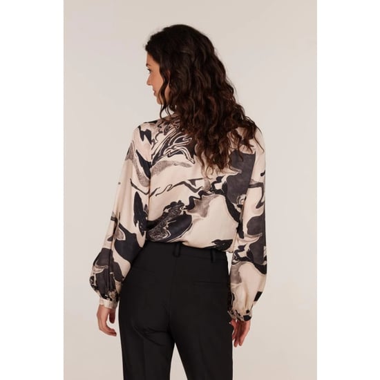 Jansen Amsterdam Carola w24 blouse wgp771 000131 sand/black - Image 3