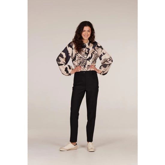 Jansen Amsterdam Carola w24 blouse wgp771 000131 sand/black - Image 4