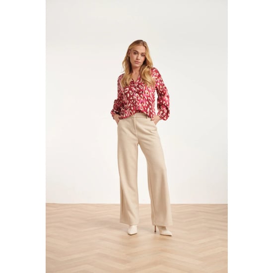 Smashed Lemon 24504 fuchsia cheetah print satijnen blouse | - Image 3