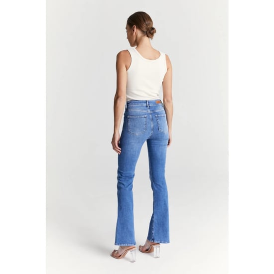 Cup of Joe Matilda dames flare jeans medium blue - Image 3