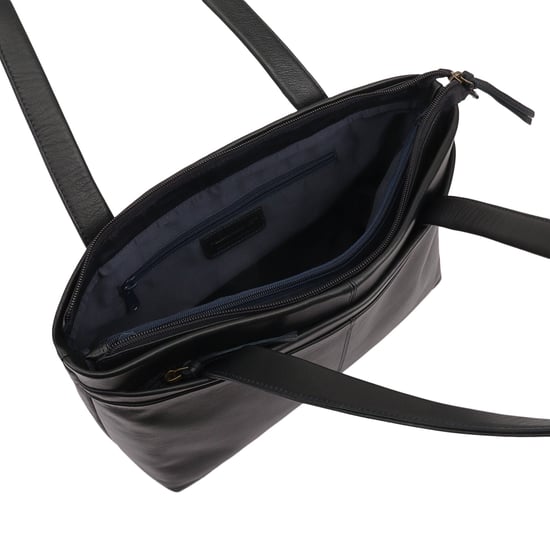 Kaija Leather Shoulder Bag in Navy - Image 4