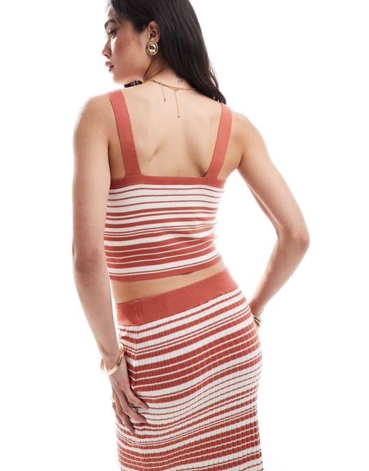 Pieces super soft knitted crop top co-ord in brick stripe - Image 4