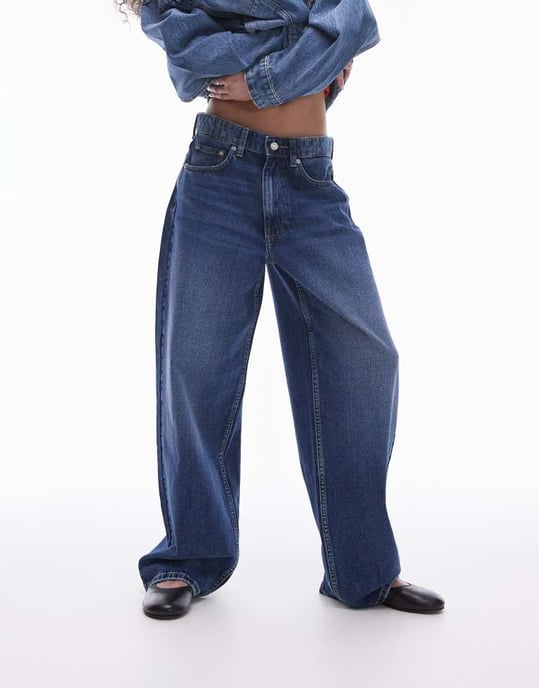 Topshop Gilmore boyfriend low slung jean in rich blue - Image 3