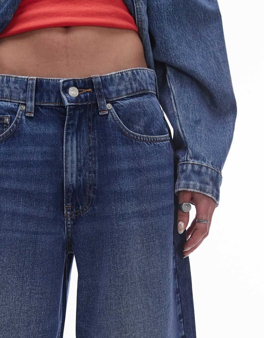 Topshop Gilmore boyfriend low slung jean in rich blue - Image 4
