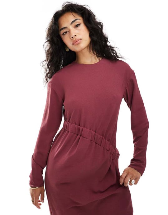 ASOS DESIGN long sleeve maxi dress with ruched side in mulberry - Image 3