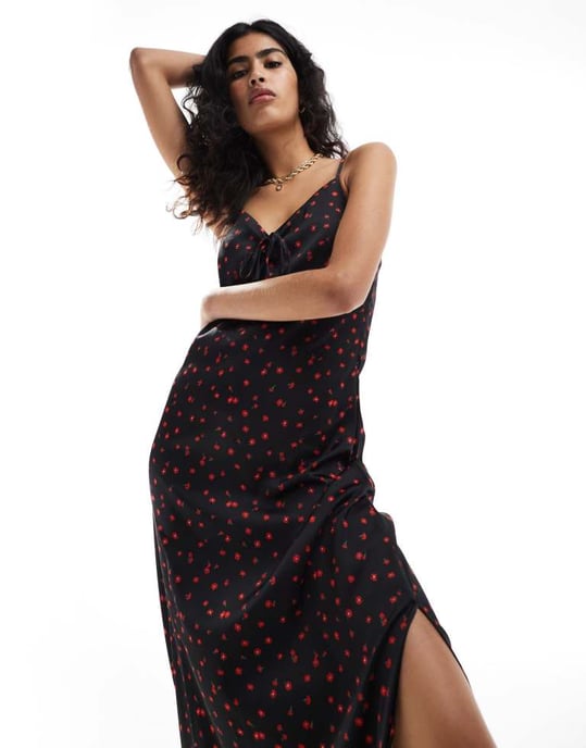 Selected Femme cami maxi satin dress with ruched detail in floral print - Image 3