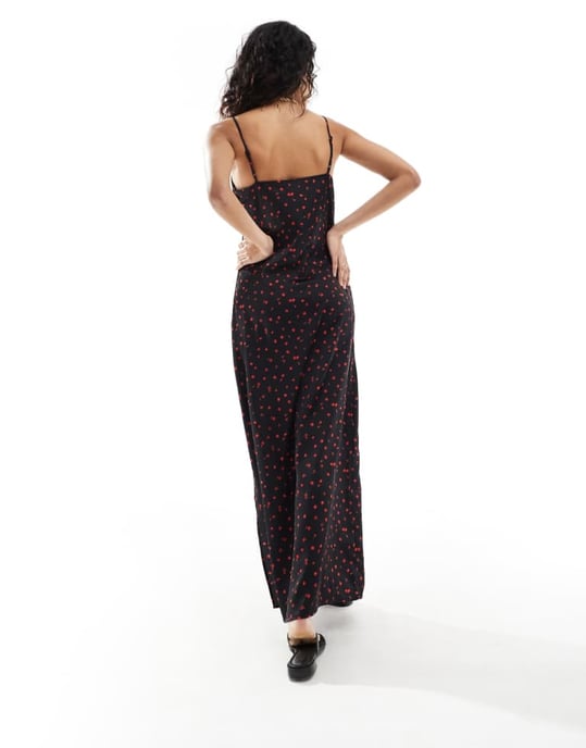 Selected Femme cami maxi satin dress with ruched detail in floral print - Image 4