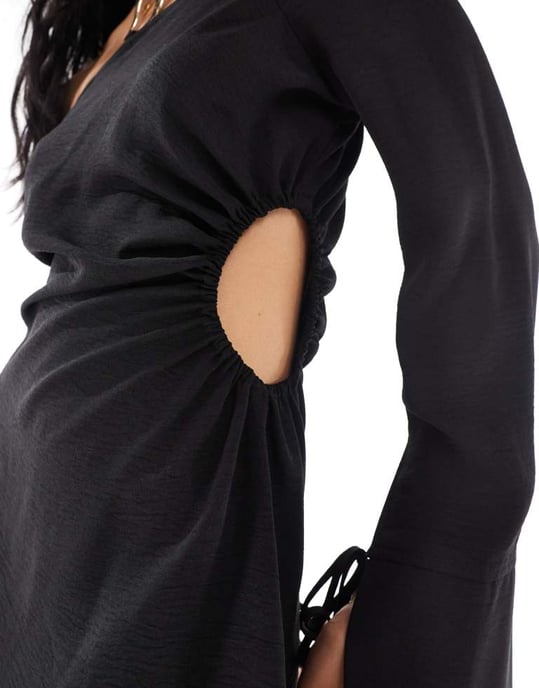 ASOS DESIGN off the shoulder halter neck mini dress with curved hem and hardware detail in black - Image 3