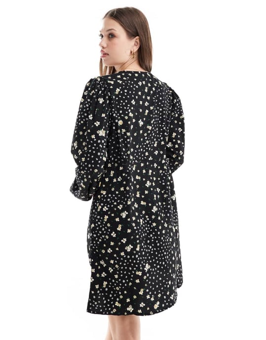 Vero Moda long sleeved buttondown mini dress in mono floral - Image 2